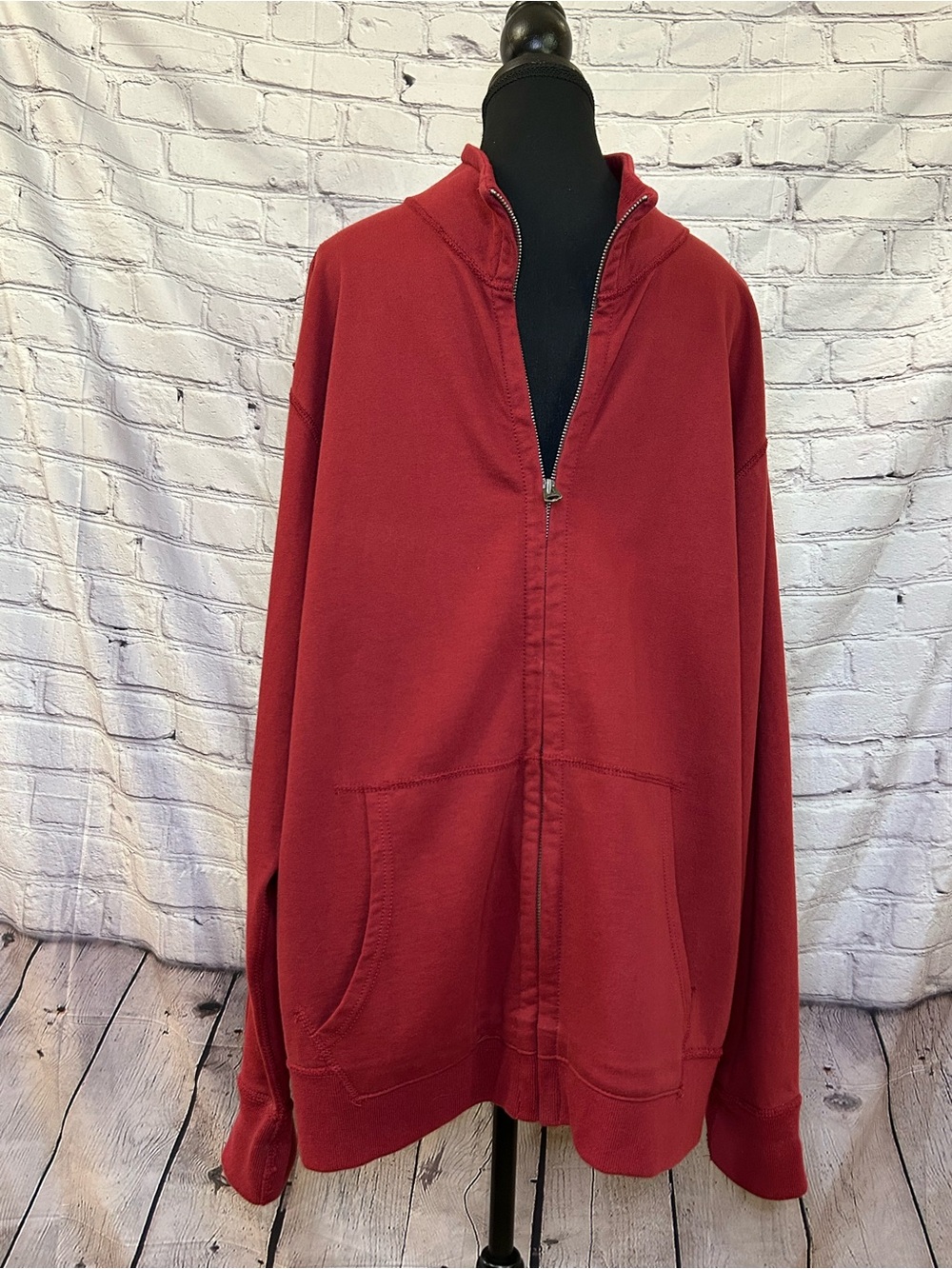 Sonoma Men's Deep Red Full-Zip Sweatshirt